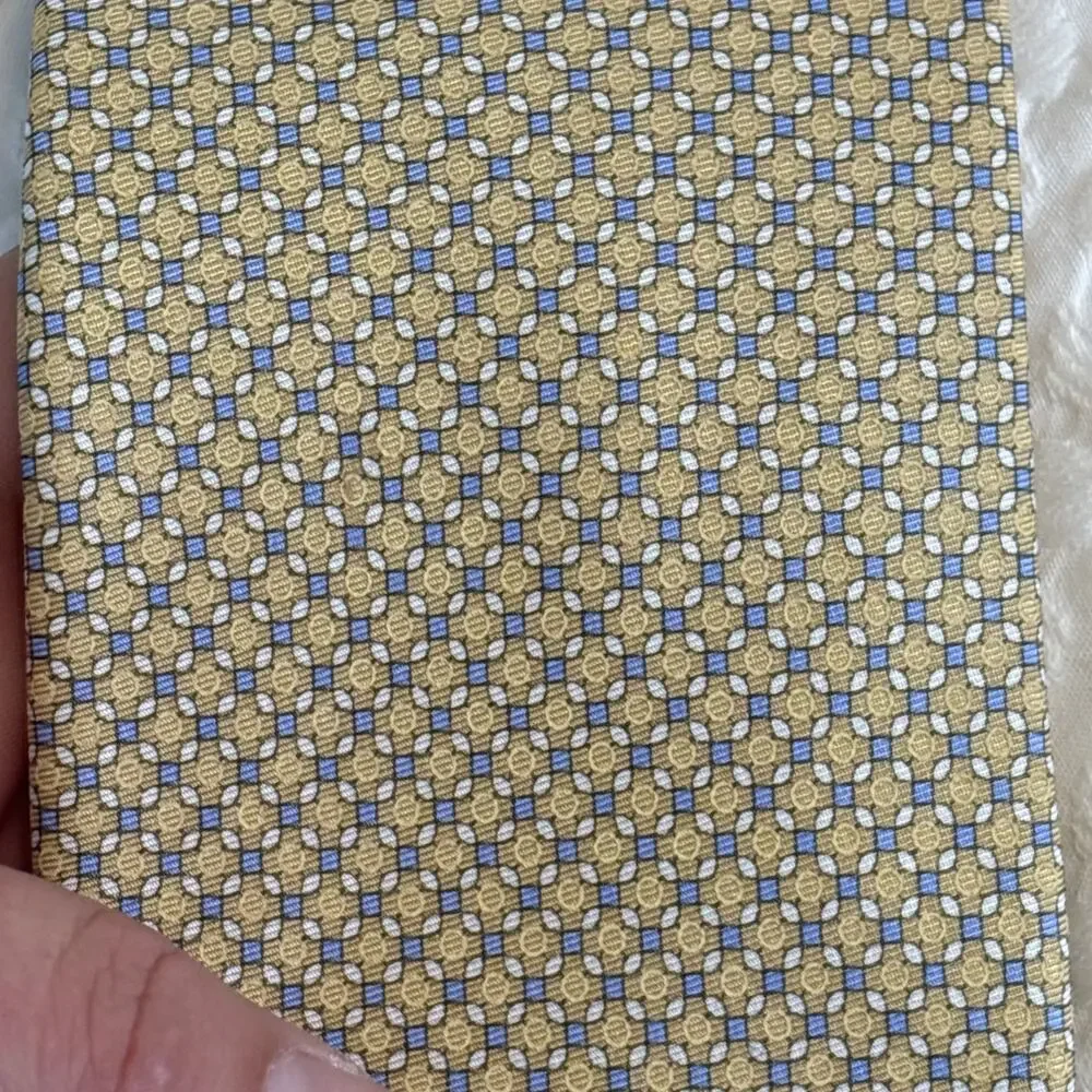 Michael Kors Yellow With Blue Diamond Neck Tie New Condition